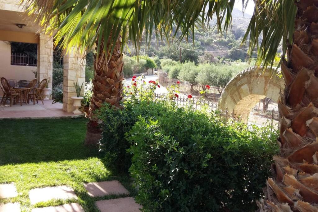 Heraklion Comfy House With Mountain View Extérieur photo