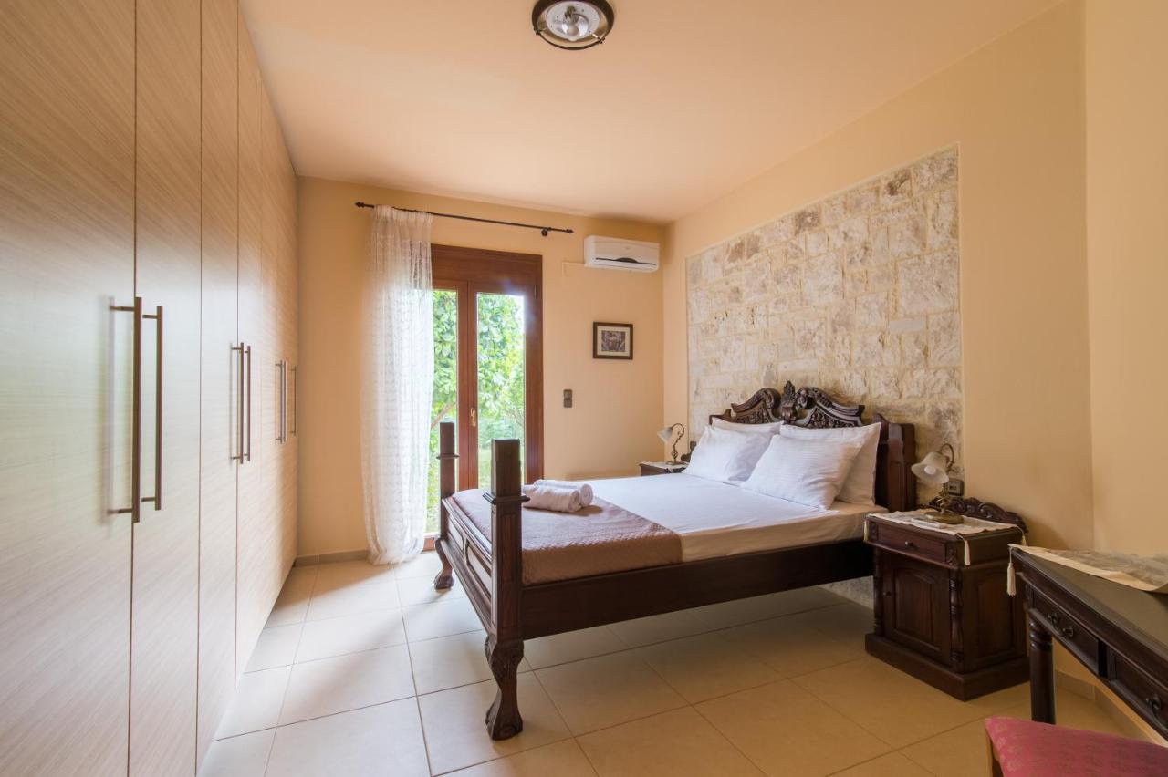 Heraklion Comfy House With Mountain View Extérieur photo