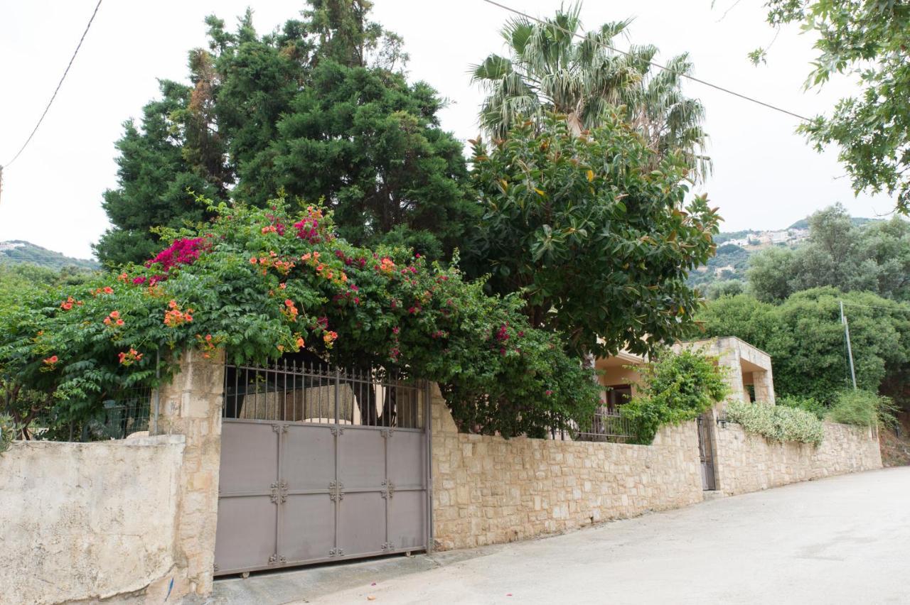 Heraklion Comfy House With Mountain View Extérieur photo