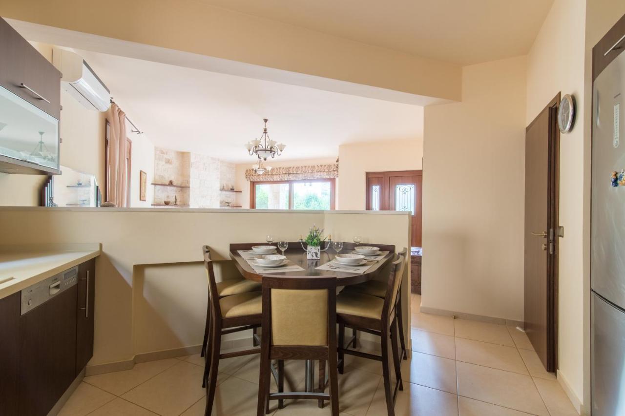 Heraklion Comfy House With Mountain View Extérieur photo