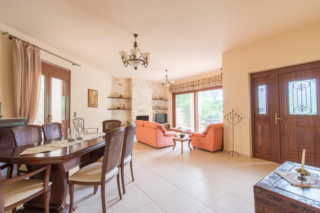 Heraklion Comfy House With Mountain View Extérieur photo