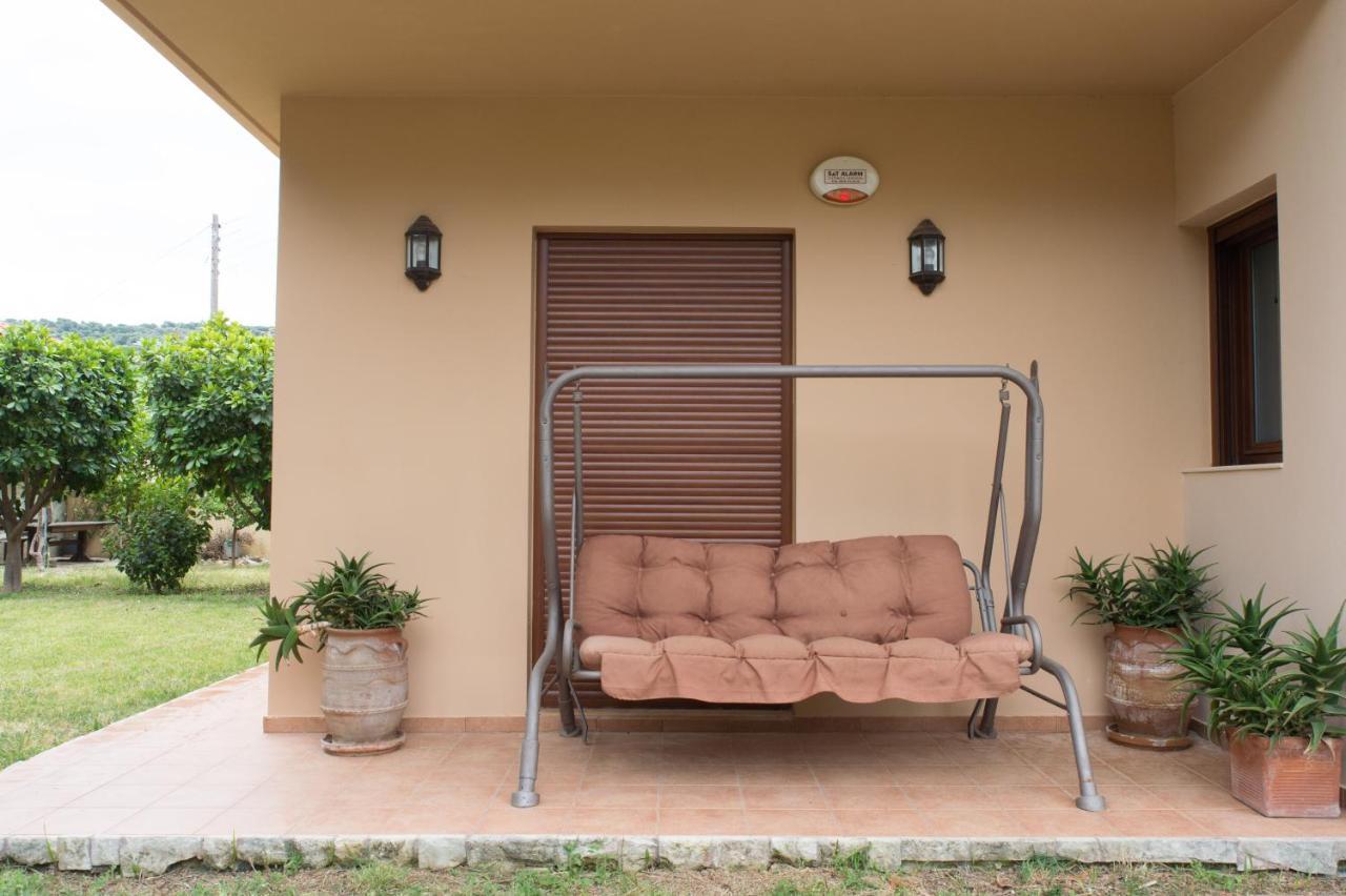 Heraklion Comfy House With Mountain View Extérieur photo
